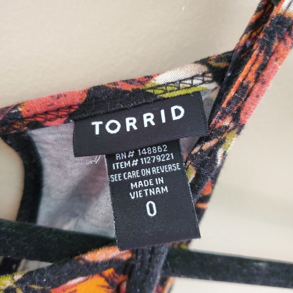 Torrid Tank‎ - Picture 4 of 4